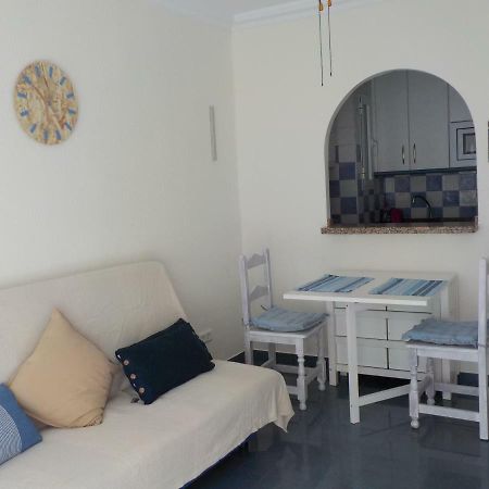 By The Sea Apartamento Nerja Exterior foto