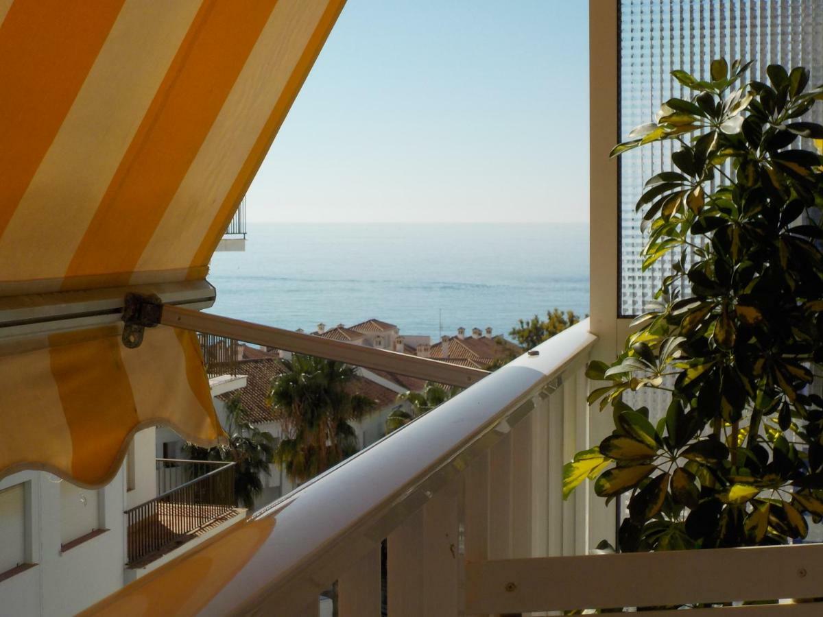 By The Sea Apartamento Nerja Exterior foto