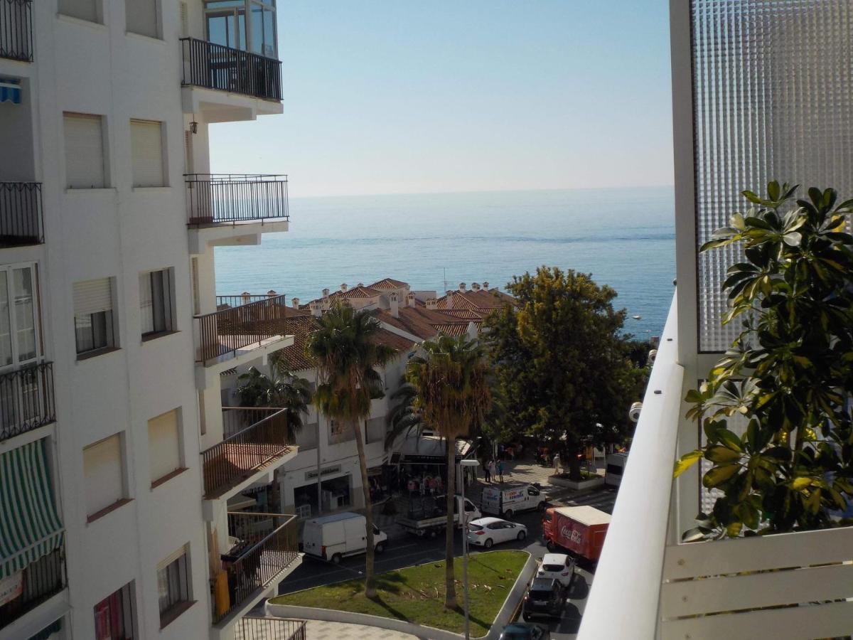 By The Sea Apartamento Nerja Exterior foto
