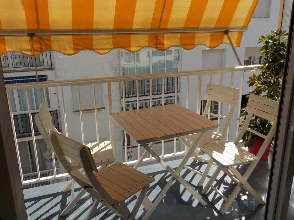 By The Sea Apartamento Nerja Exterior foto